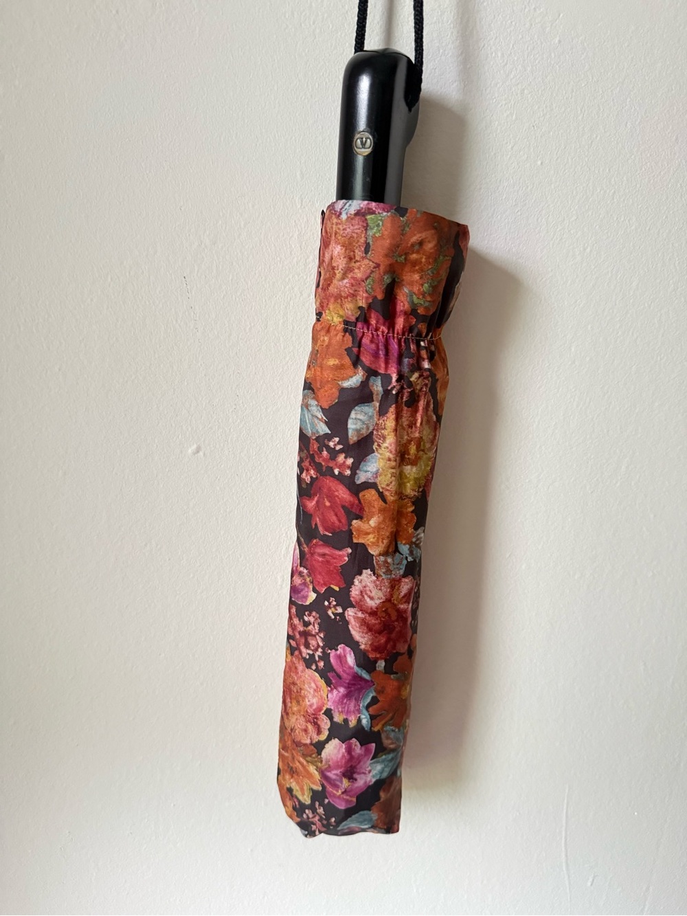Vintage Valentino Garavani Floral Umbrella 80s 90s Crook Handle
